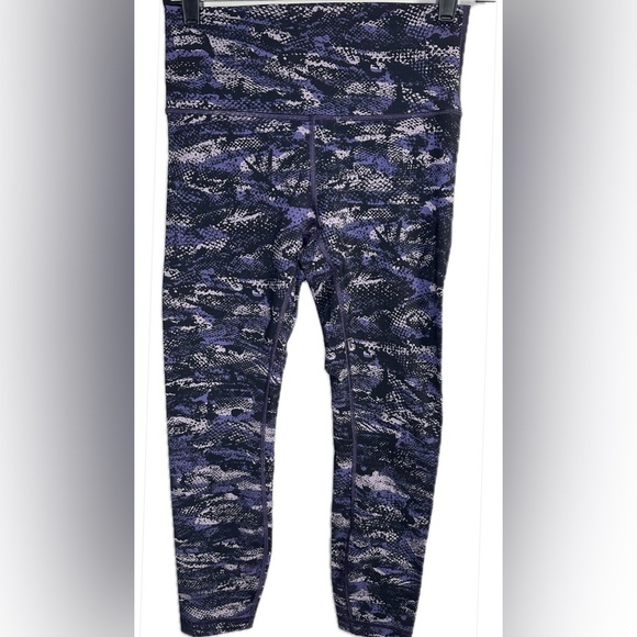 Lululemon Wunder Under High Rise 7/8 Full-On Luxtreme Tights Size 6 - Picture 5 of 8